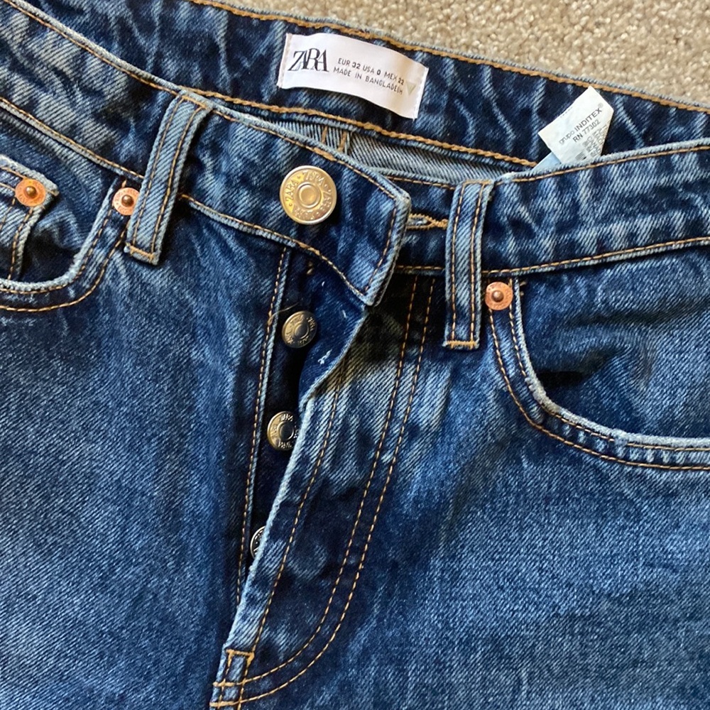 Zara straight leg mid-rise